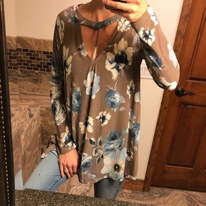 NEW Fall Long Sleeve Cut Out Flowered Top